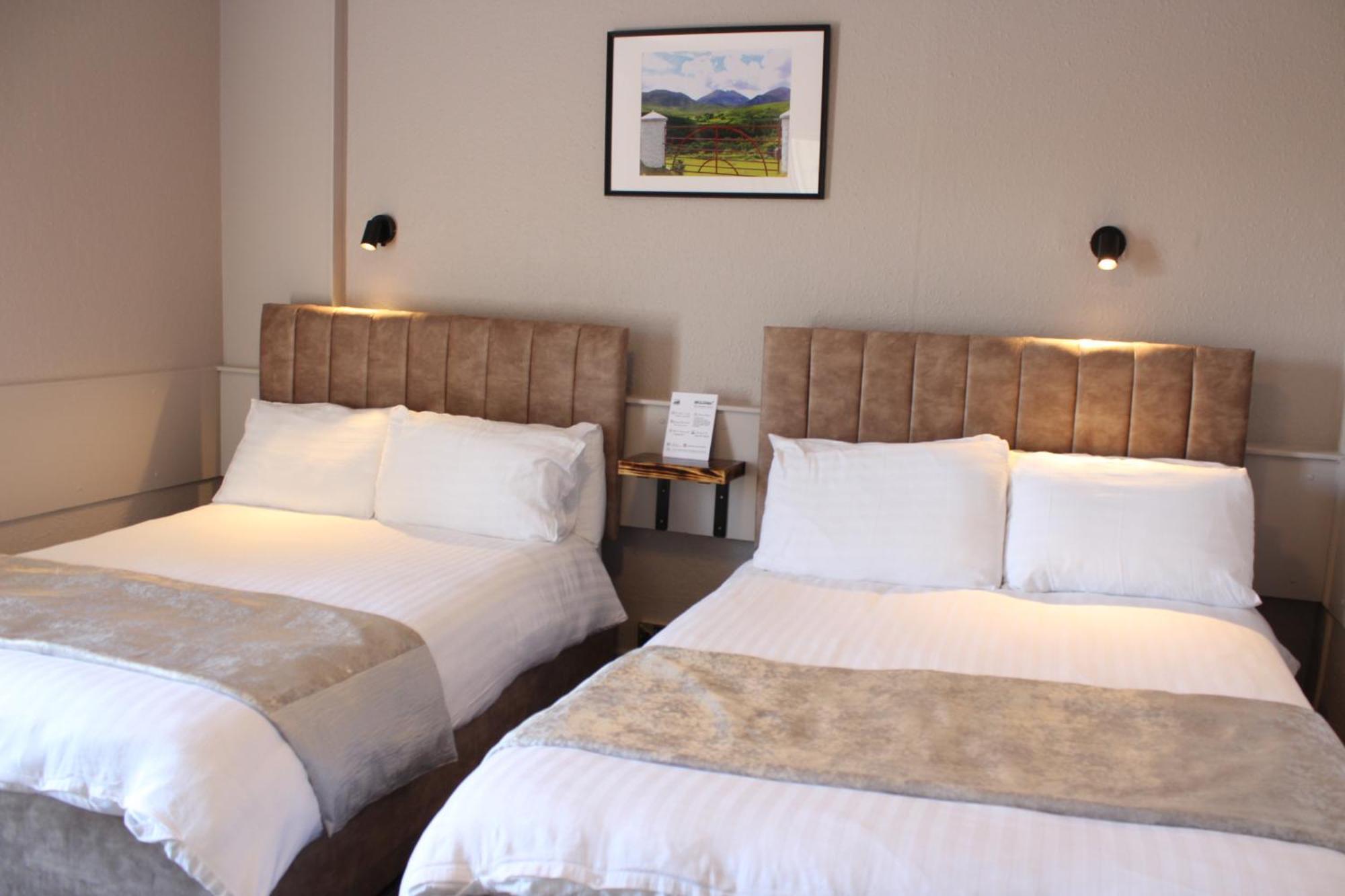 Kings Inn Castlewellan Exterior foto